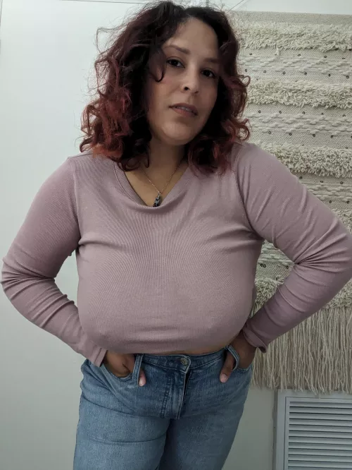 Poking out the crop top 