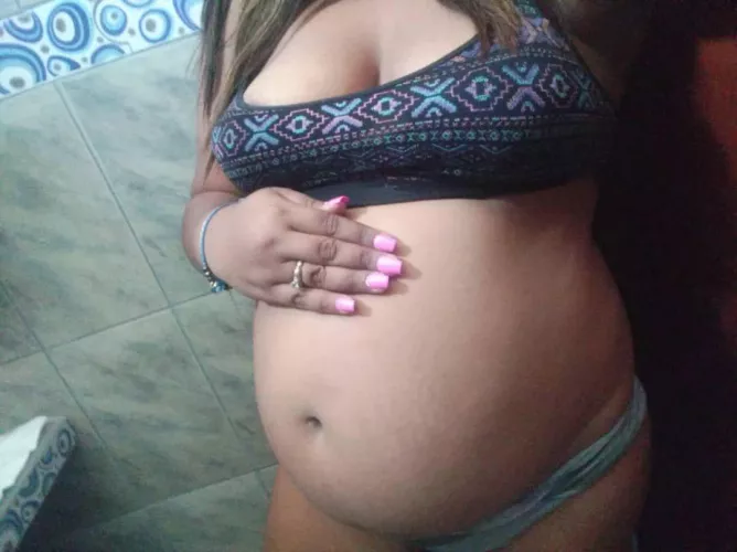 pregnant with twins willing to do whatever you want baby