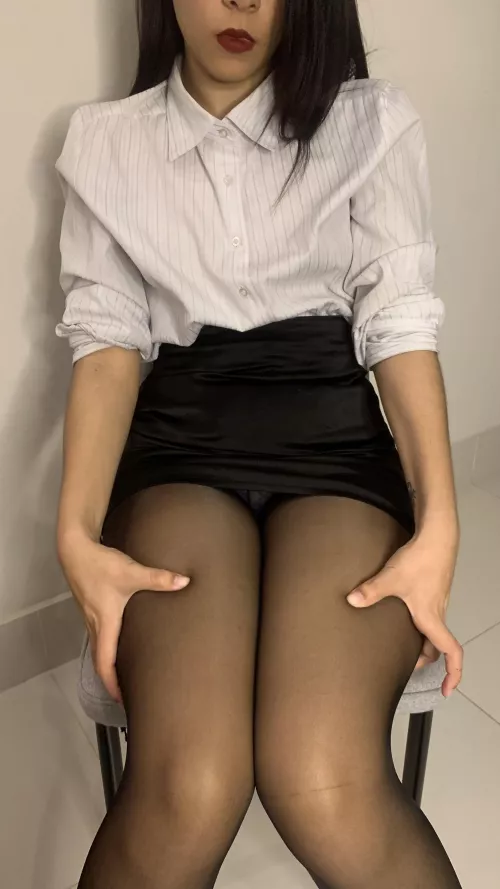 Secretary outfit