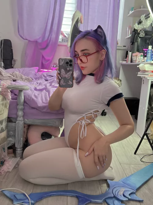 Sexy enough to attract your attention