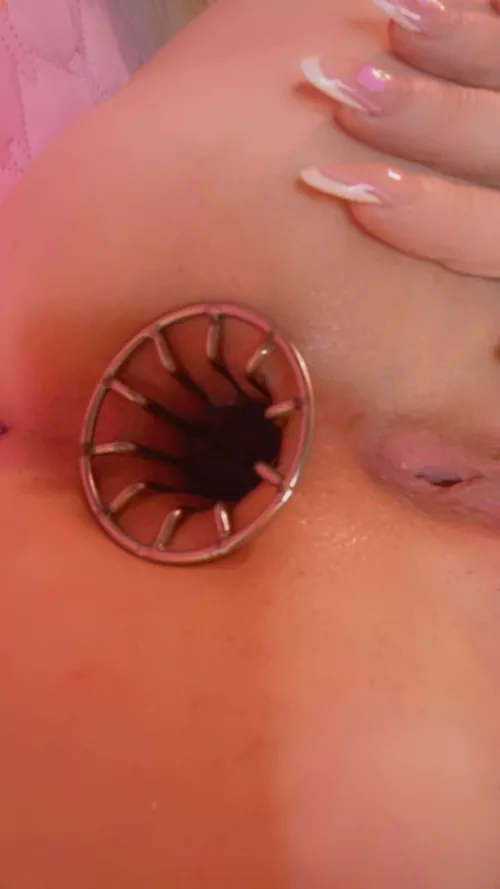 Training my asscunt to gape