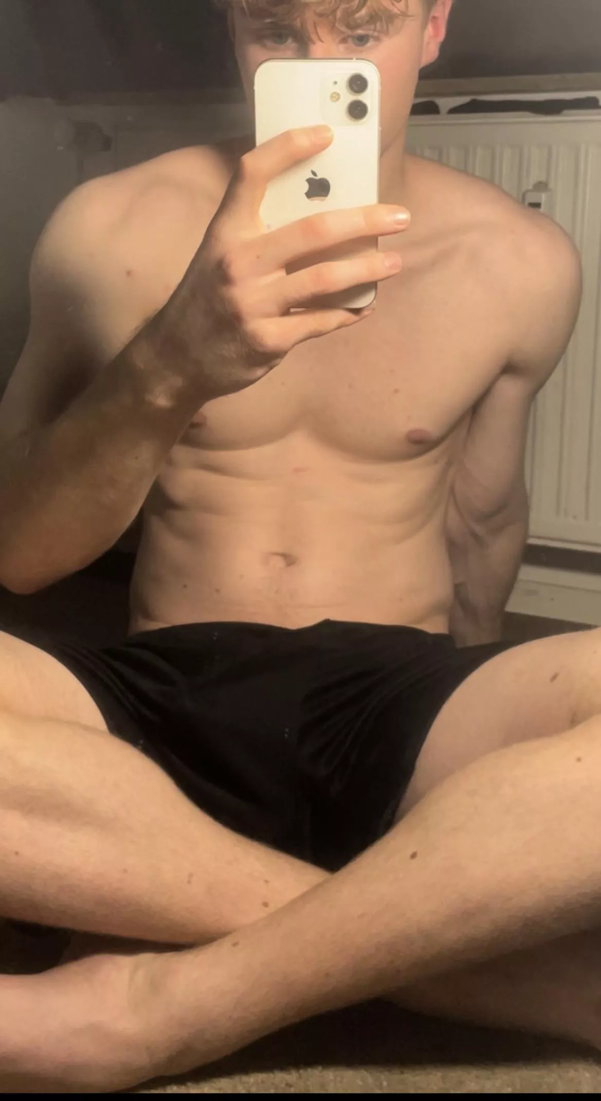 who wants to see pics of me receiving head ? Dm who wants to see pics of me receiving head ? Dm