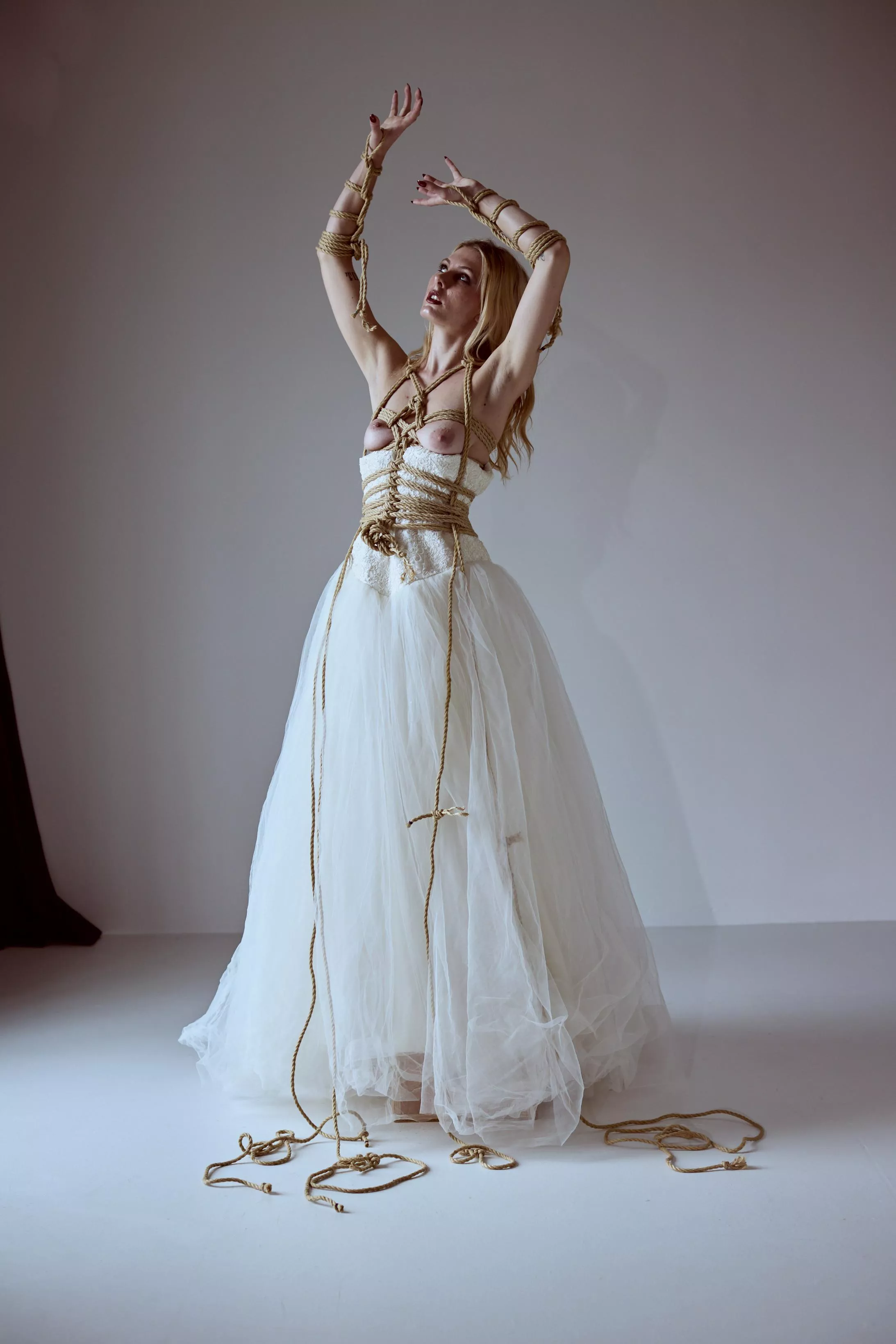 With dream team model Izzy and ropes by Beacon