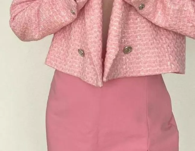 You walked into the room and saw me like this. What would you do? 😝 Perfect wife for u daddy