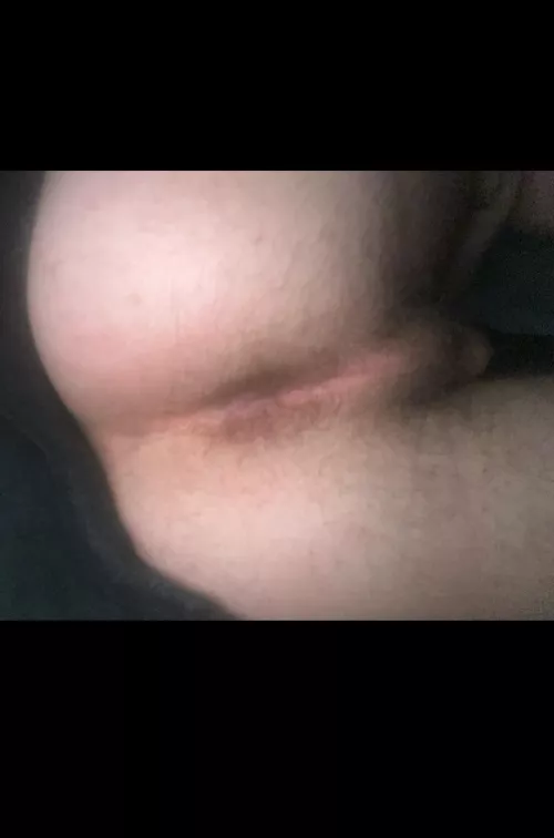 18, older men for this virgin pussy 