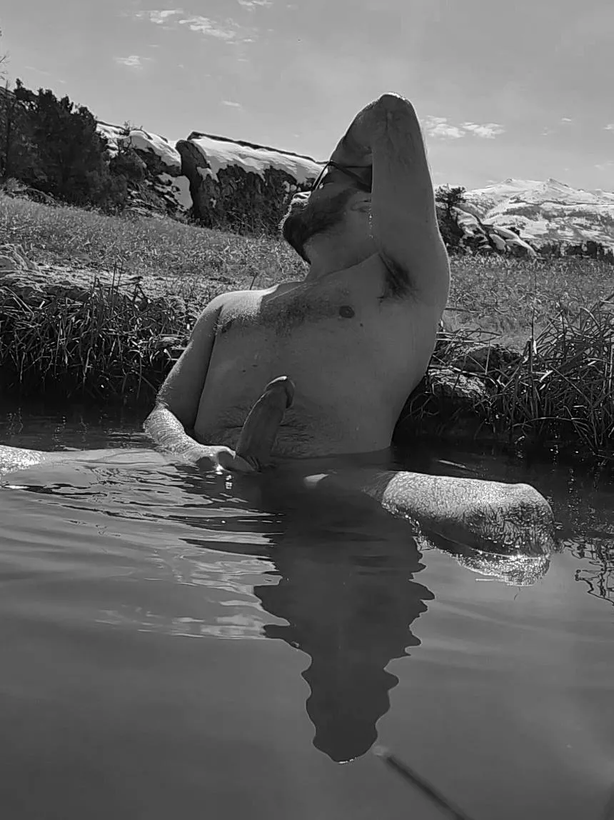 Anyone also enjoy being naked in nature? Anyone also enjoy being naked in nature?