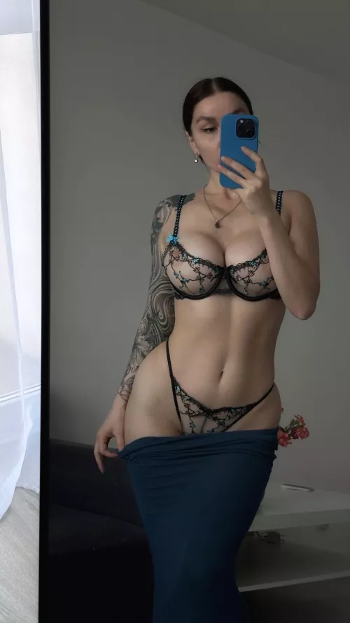 Baby is home and bored...let me drain your balls