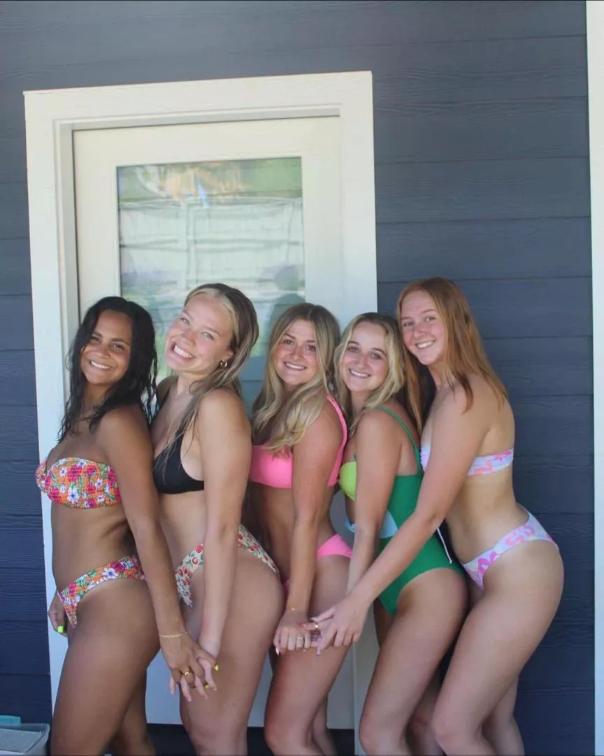 Bikini girls