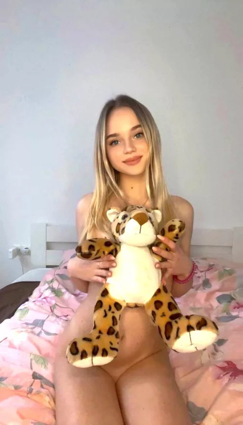 Can i be your lunch or dinner today?