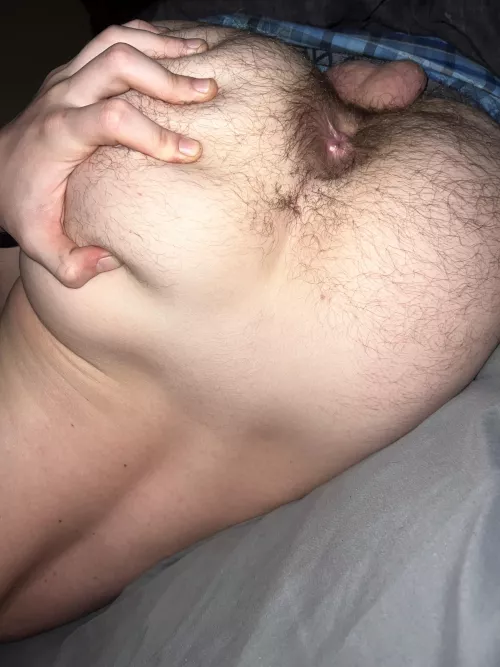 Cmon man just put your face in it 😏