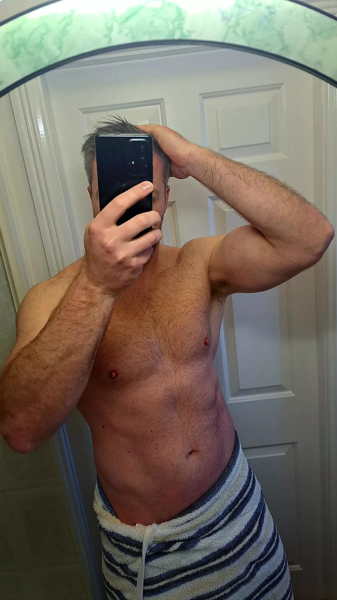 Cooling off after a wander in the mountains (36)