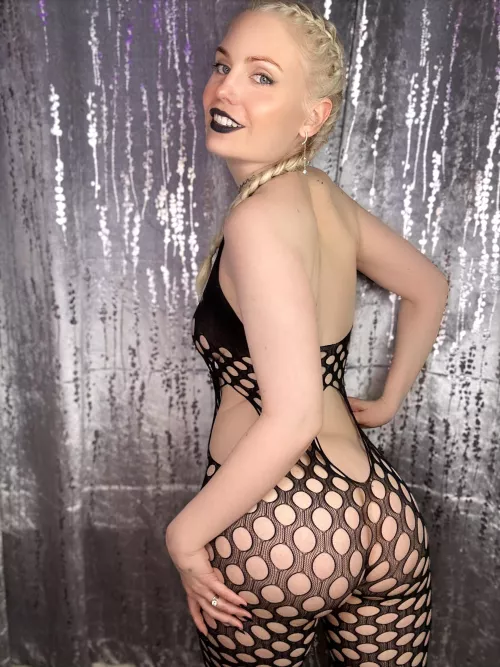 Cute lil bubble butt 