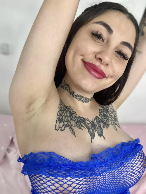 Do you mind a bit of stubble? :)