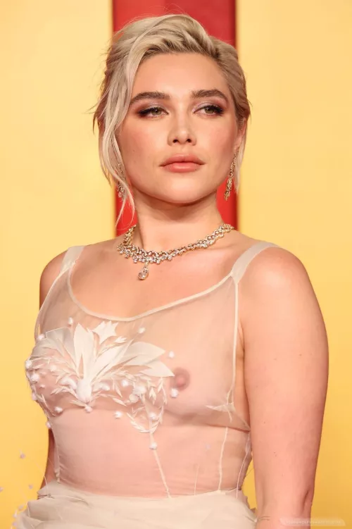 Florence Pugh 