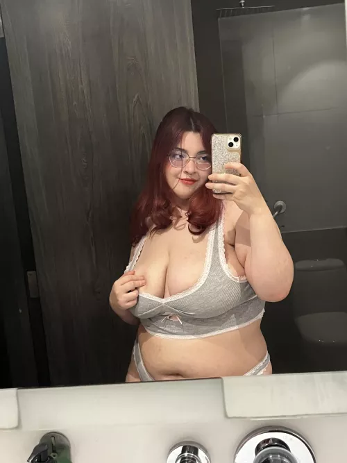 ⋆˙⟡♡here’s your [sub]missive chubby gf ~ available for [sext] & [cam], [pic] & [vid] custom or premades, let’s make a deep connection with ˗ˋˏ[GFE]ˎˊ~ check profile for menu! ♡⟡⋆˙