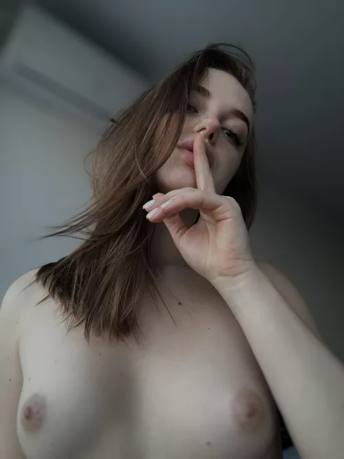 Hi how are you I am a little bitch ;)