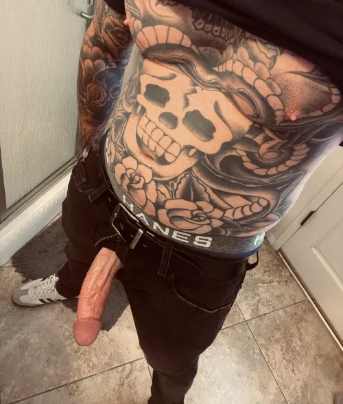 Hi. I just moved in next door.(41)