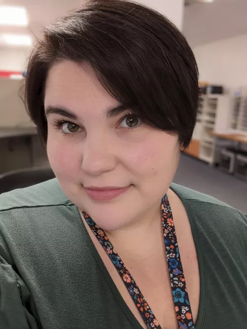 Hopefully my office selfies get a new setting soon 🤞🏻