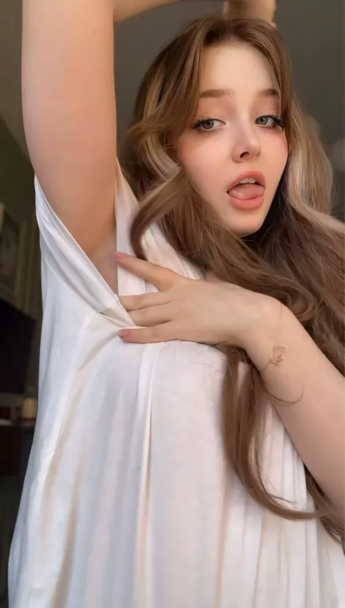 Hopefully you are into petite 19yo girls like me are you