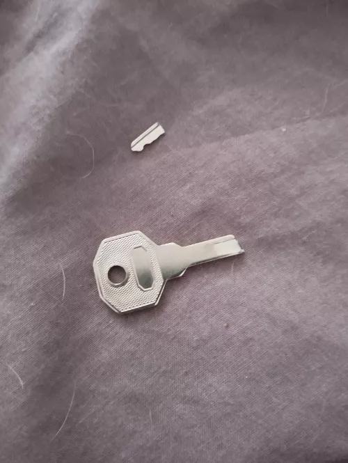 I am stupid I tried bending it back but was a bit nervous and shaky and went to hard (look at link in post or previous post)