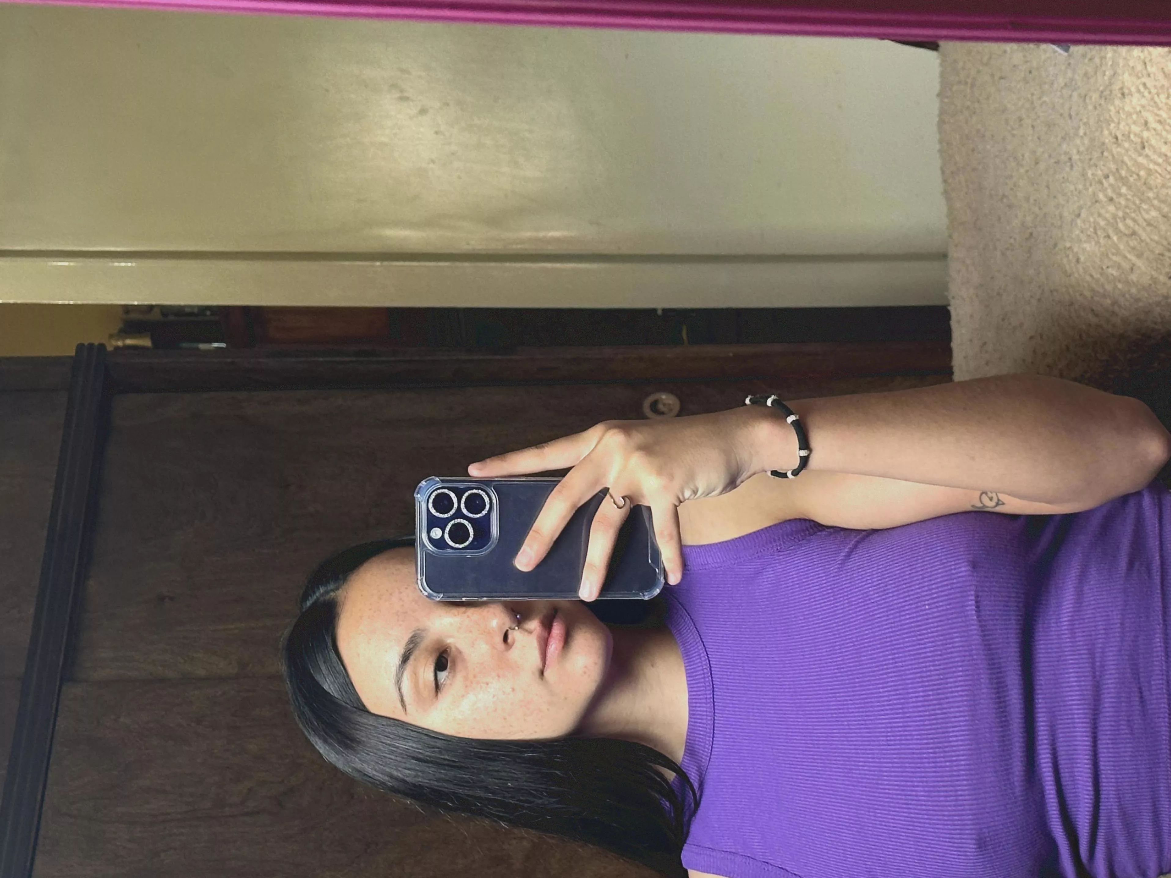  I enjoy being licked by attractive men. 