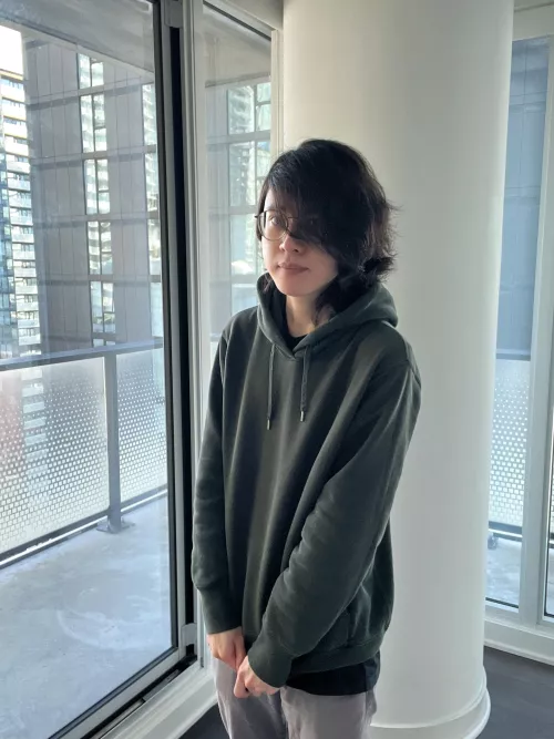 I usually wear this to hide my cuteness outside hehe (Btw, my messy hair looks cute today 🦁