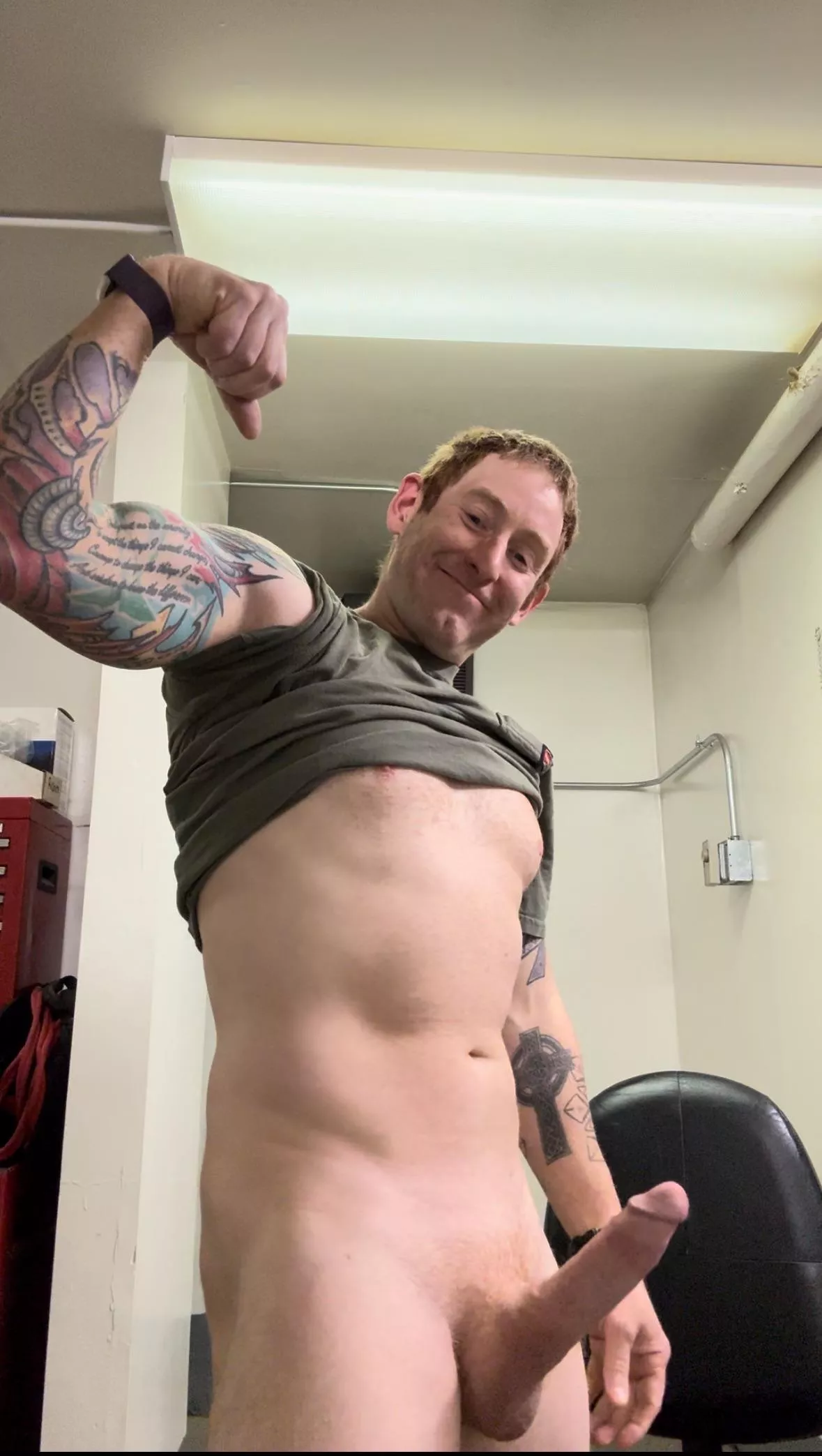 (M) Looking for a workout partner. Send me your applications