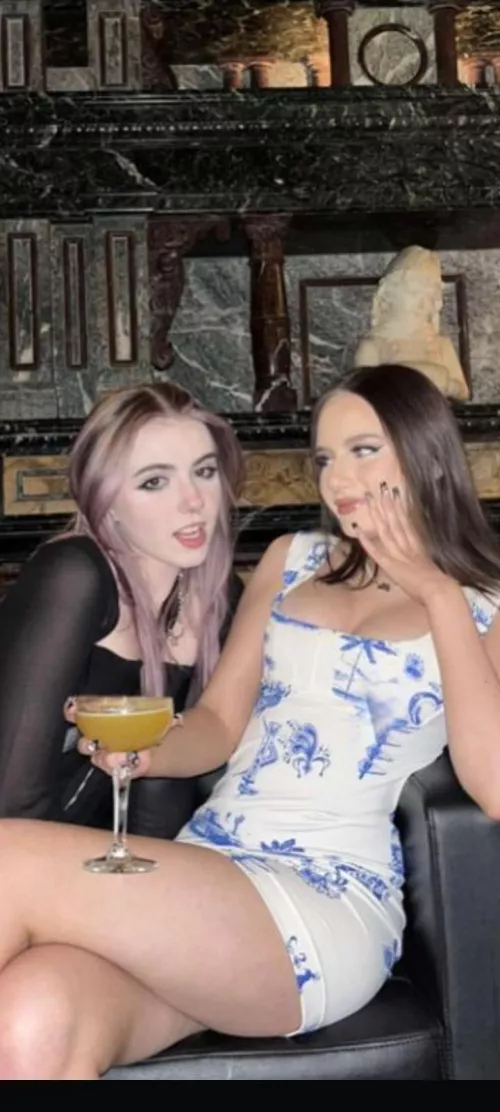 My hottest friends iutr