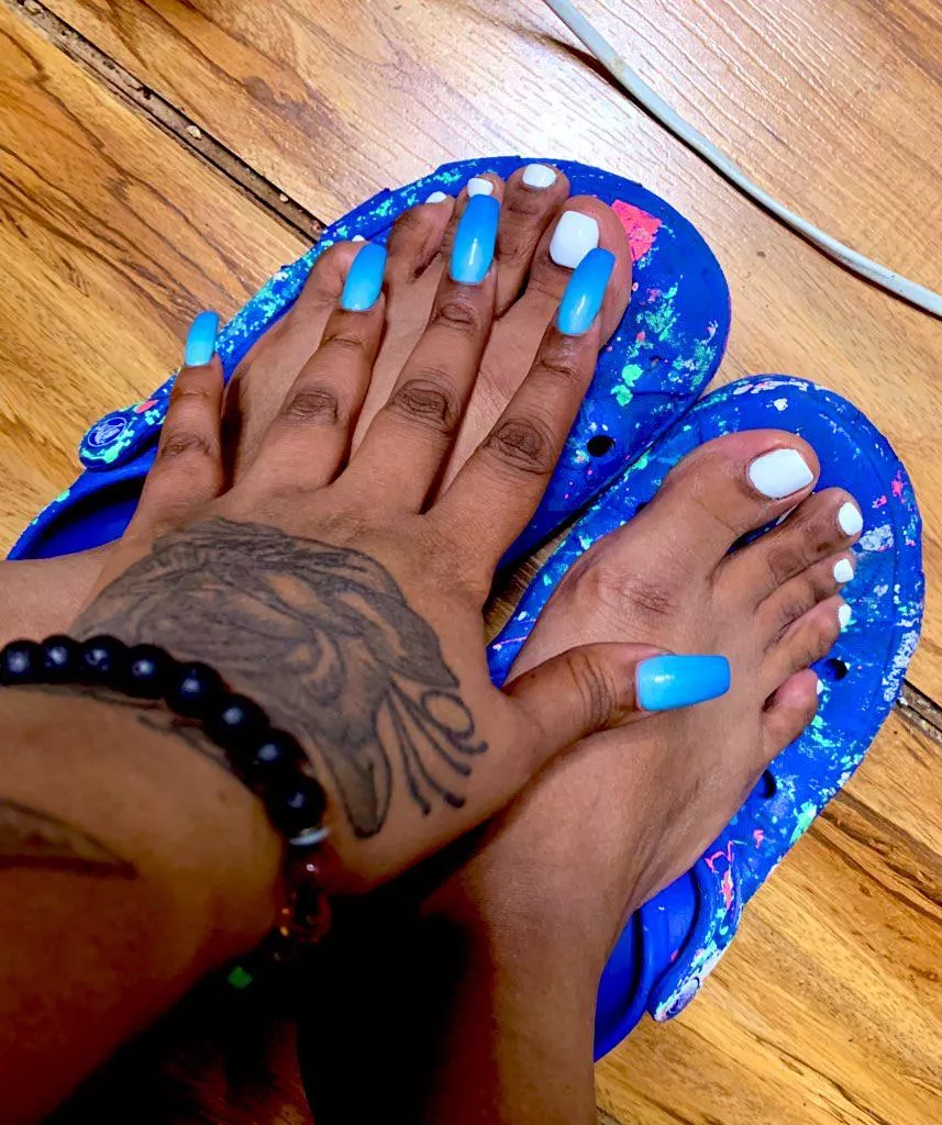 Pretty hands and feet