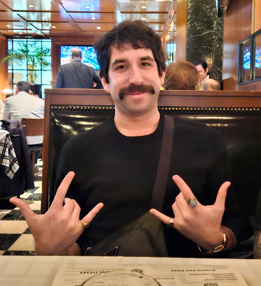 Tell me I'm pretty? 😇