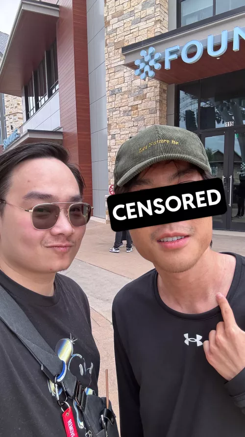 We went out to a flea market and got some drinks. We got our asian-flush showing differently lol