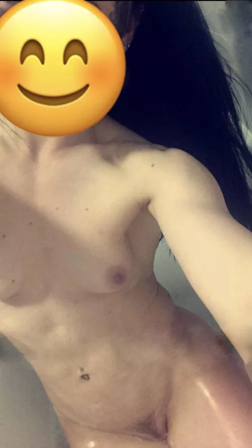 Weekly Bath Pic 😊