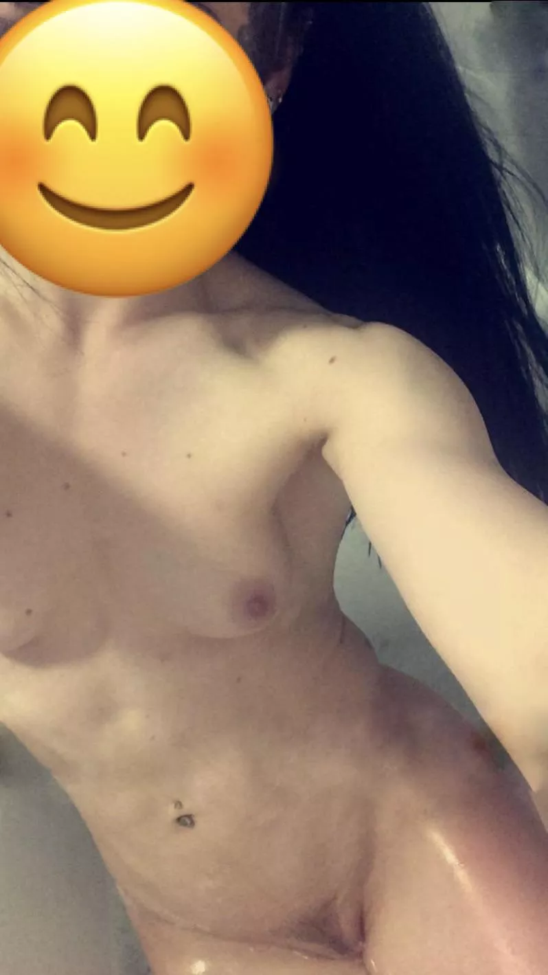 Weekly Bath Pic 😊