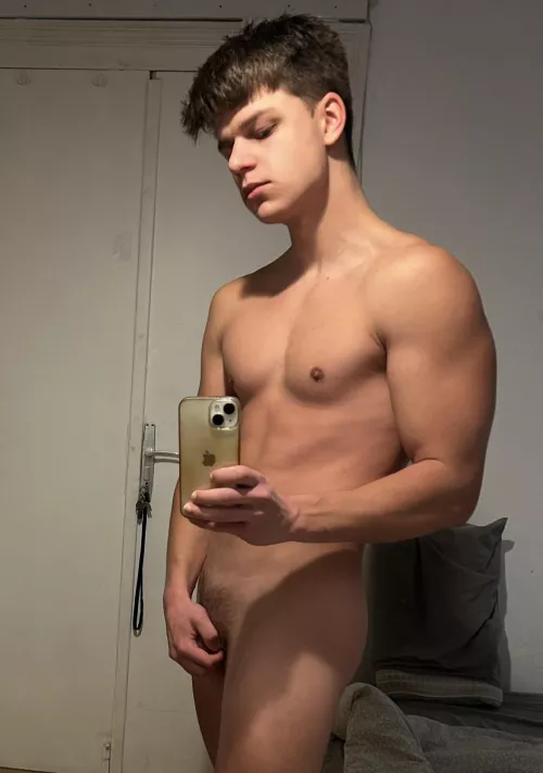 (19)Can I be your roommate?