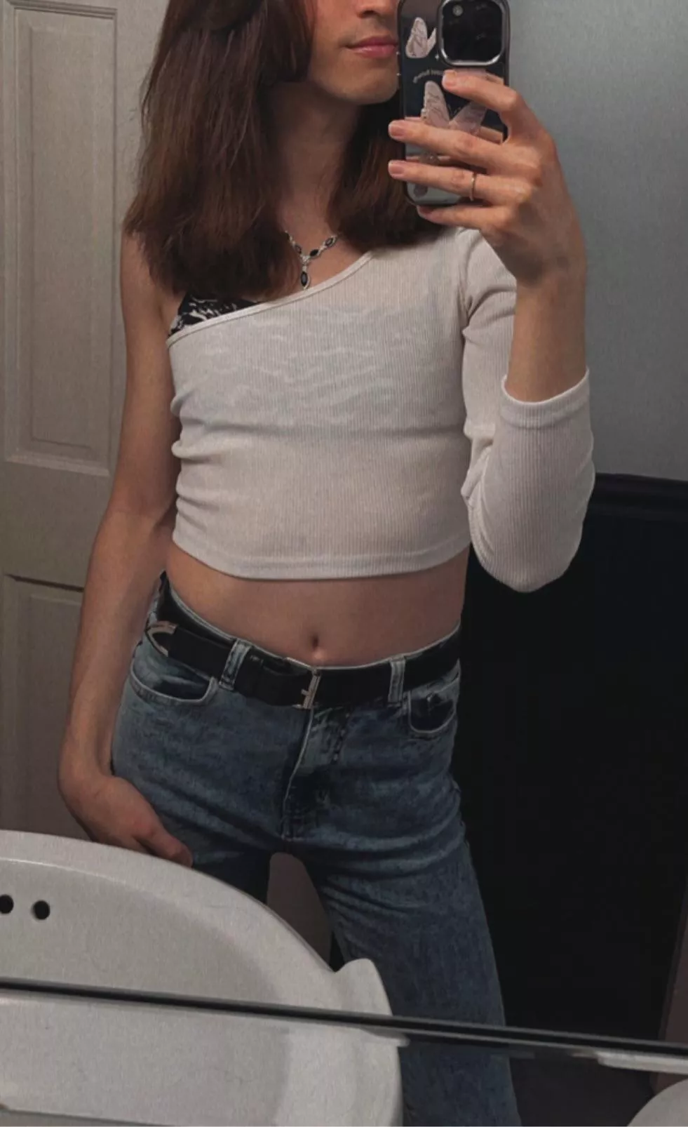 26 need a Str/bi top. Longterm+ Socks++ Face+++