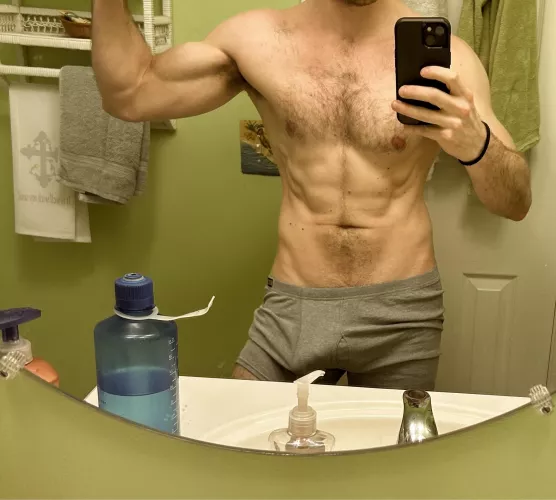 26m bwc got stood up and wants to dom a cute fem tonight :)..sc: parkwaydrive6