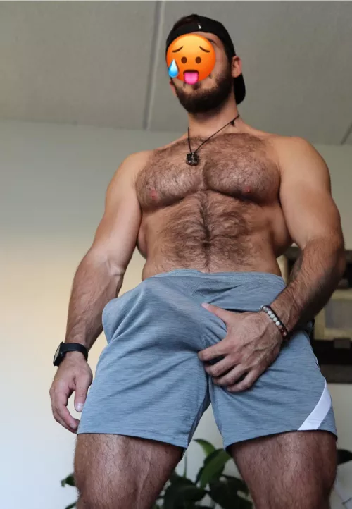 29 dominant looking for submissive men. Snap: domdom20244