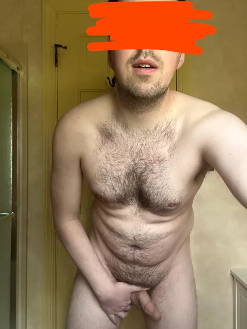 30 rating college cock, ass, hole, and shirtless pics. DM me.