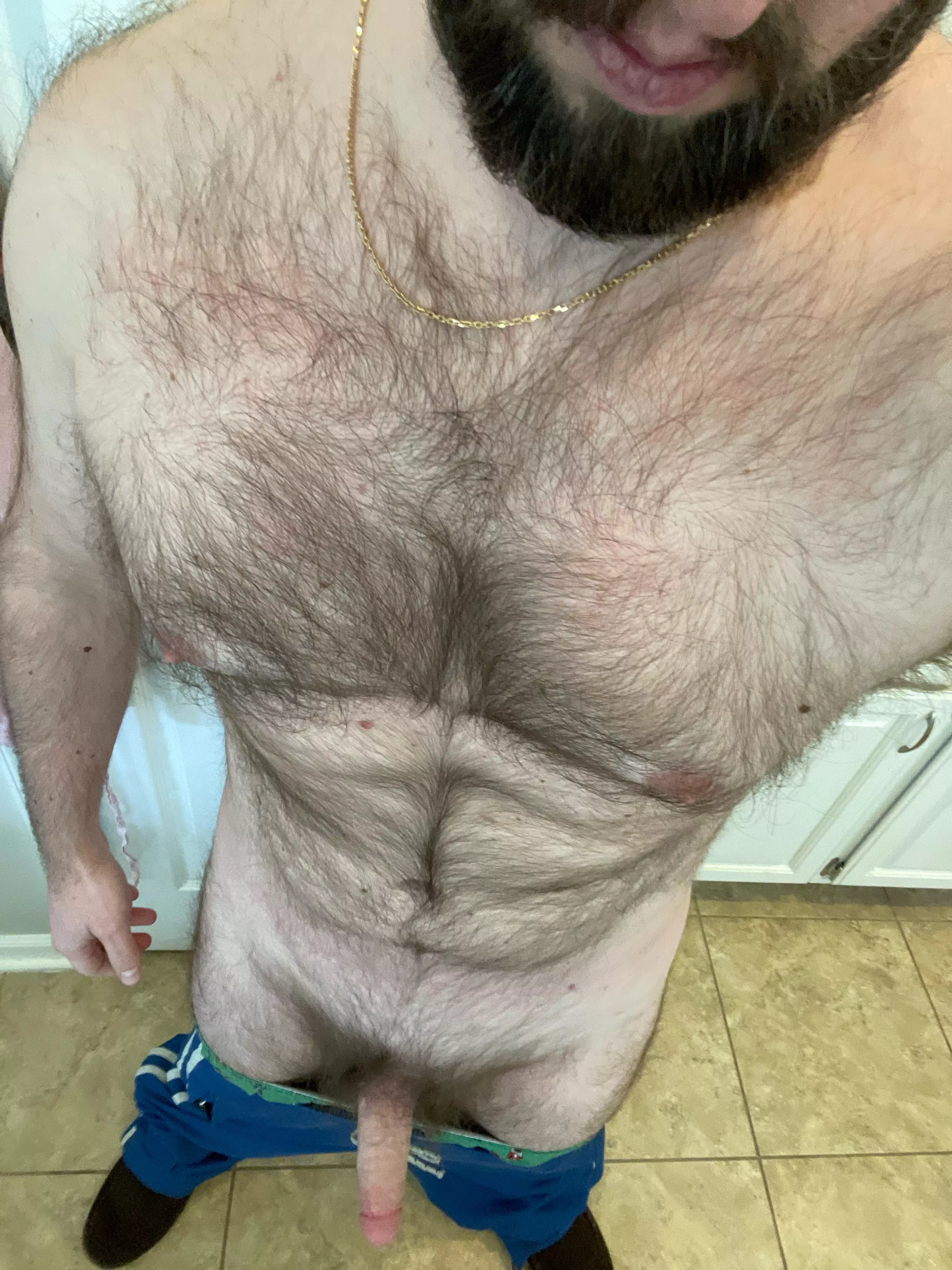 [36] hairy married masculine looking for similar men to connect
