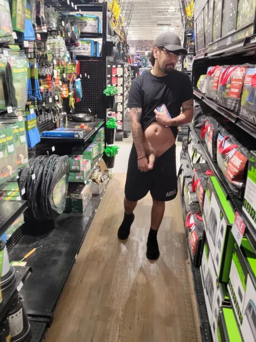 Anyone need a fishing poll at dicks??