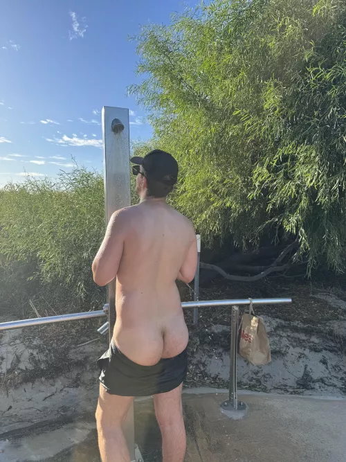 are you joining me at the beach? 