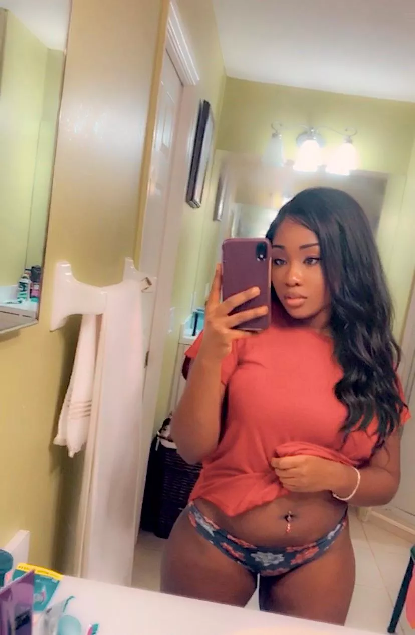 can i dm u a mirror pic without clothes?