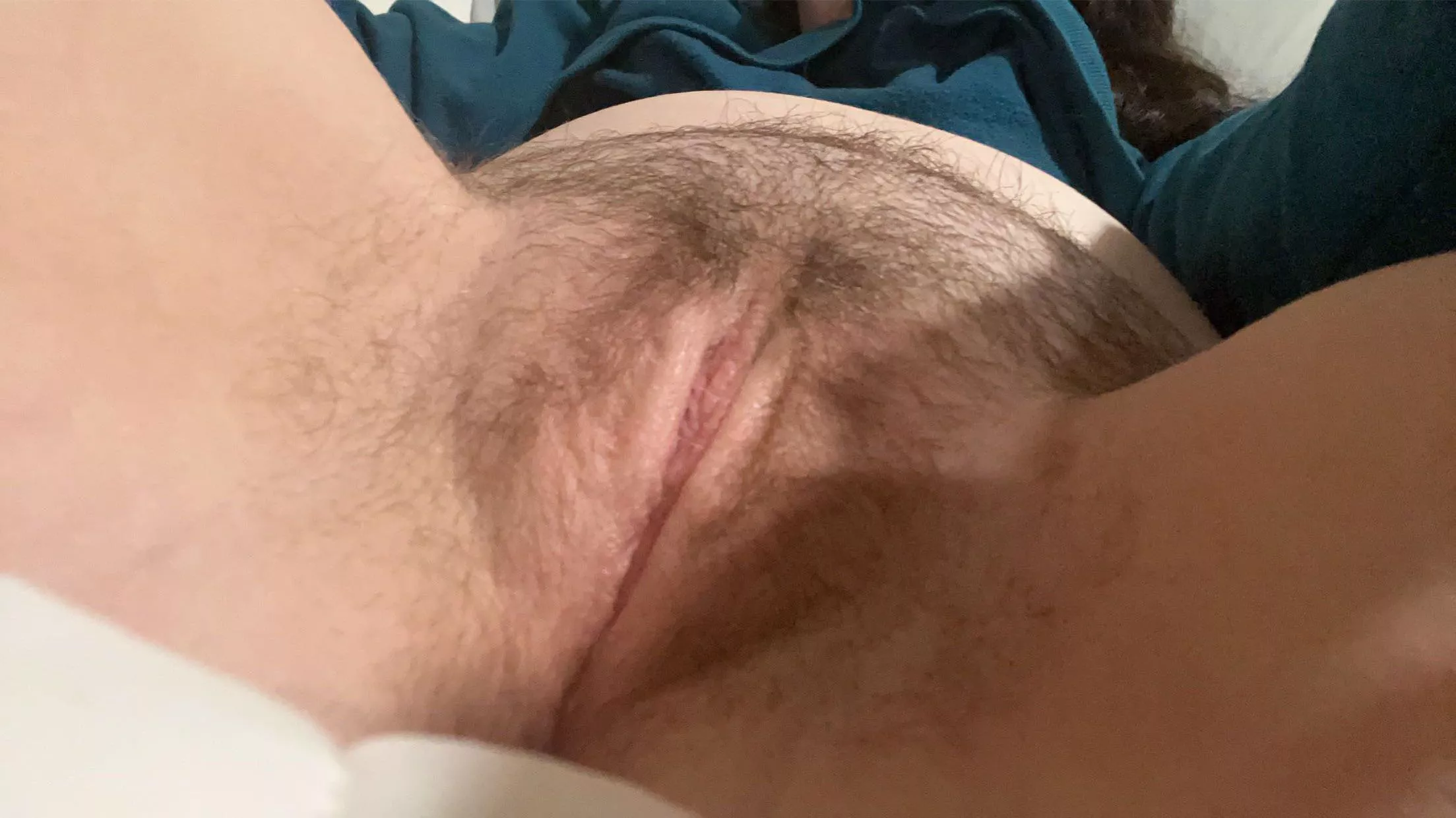 come see my pussy in full totality