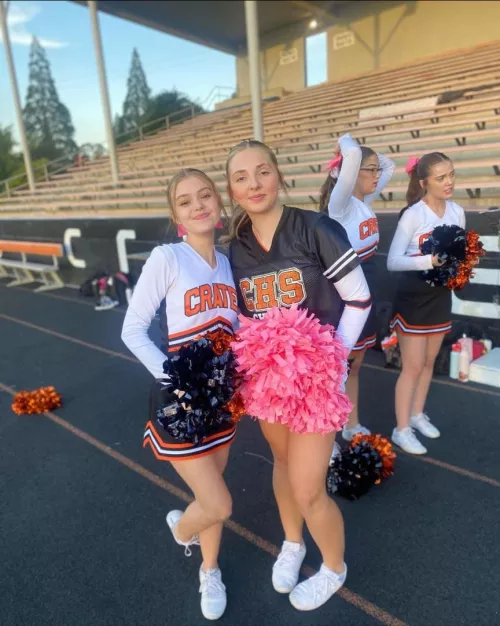 Community college cheerleaders