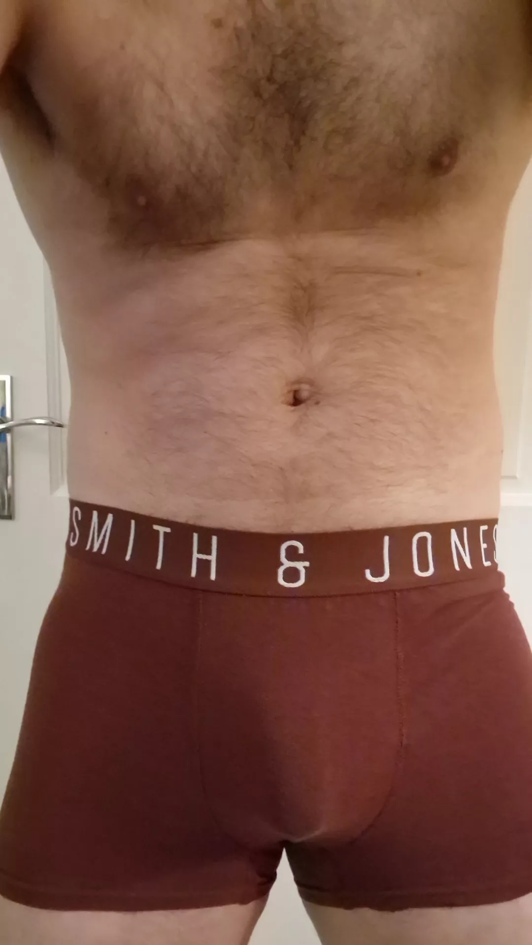 Do you think my bulge looks good in this colour?