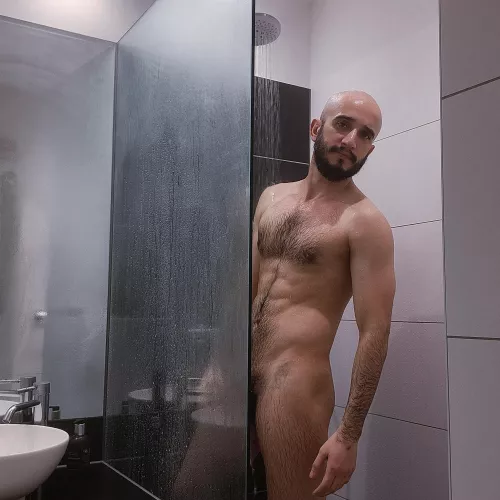 Don't be shy, there's enough space for you too.