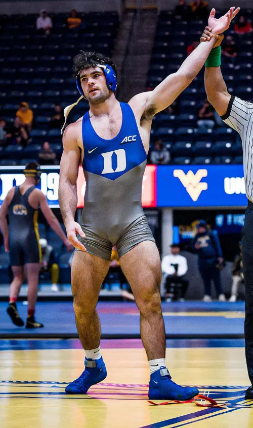 Duke Singlet