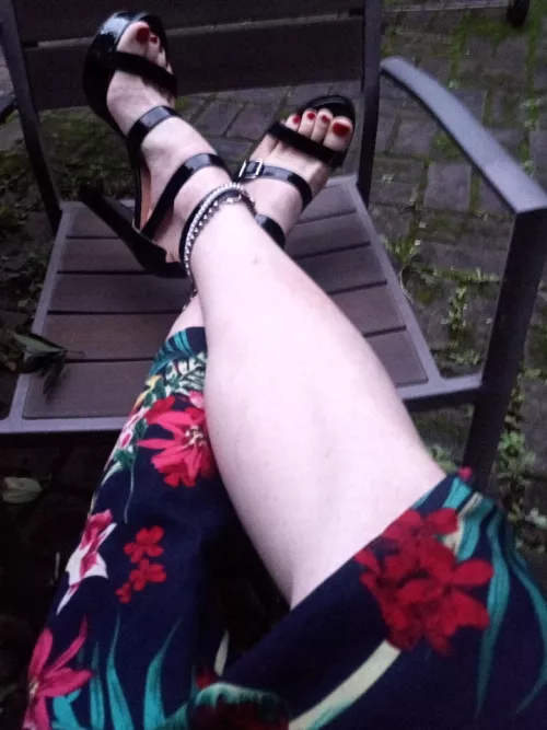 Early morning cigarette 