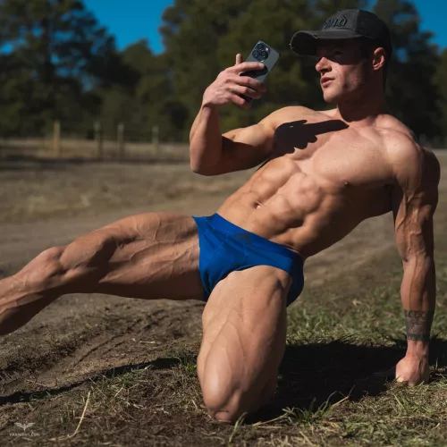 Eat whole grains and train insane. Something like that