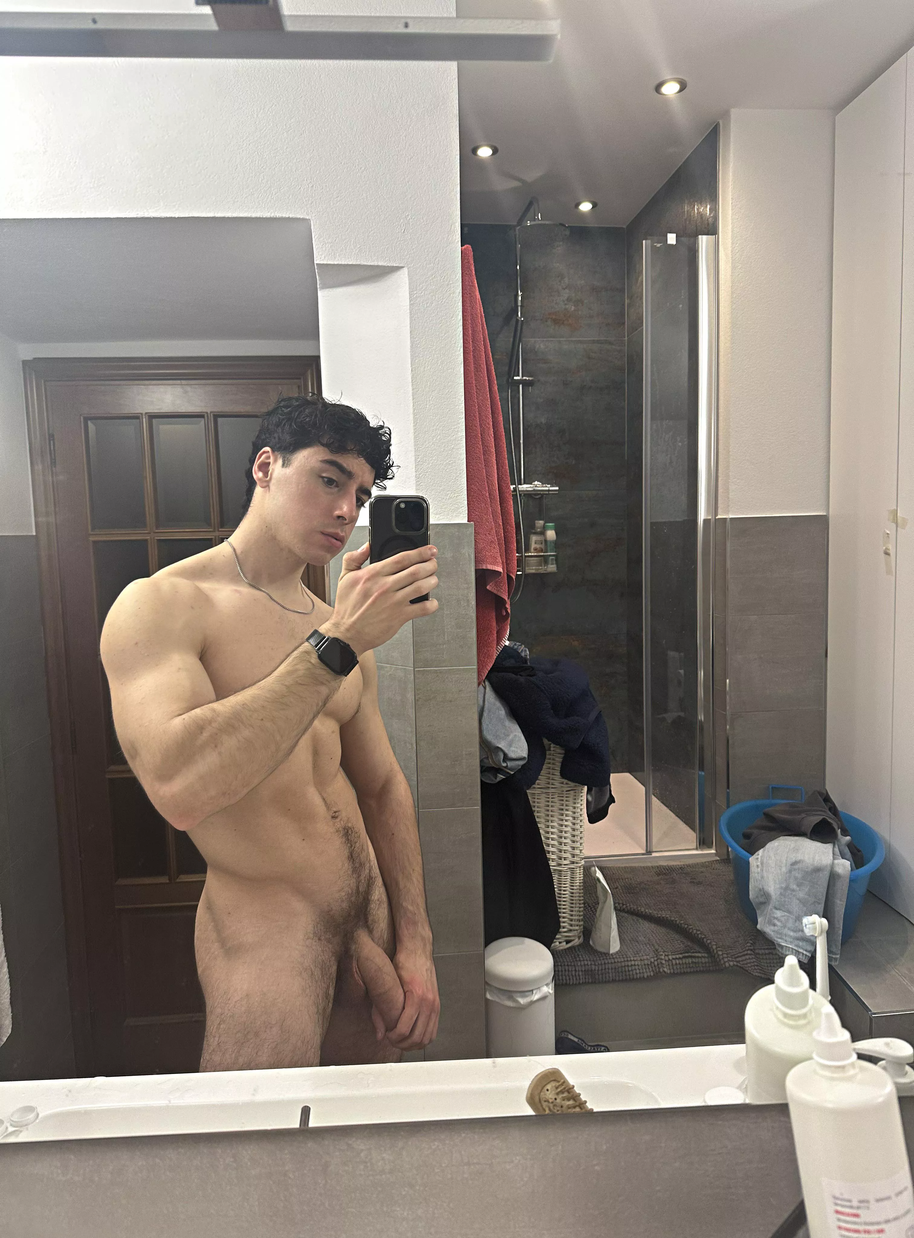 F*CK IT sending dick pics from my gallery to everyone who says hi [20]